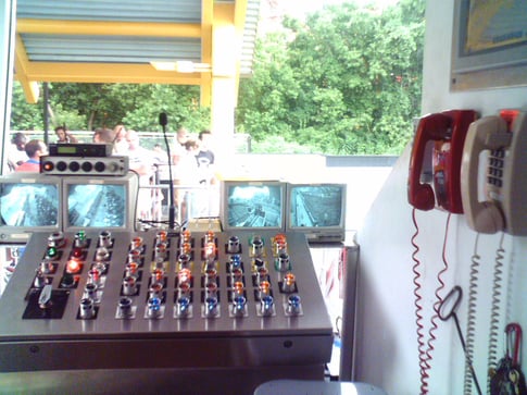 Theme park controls